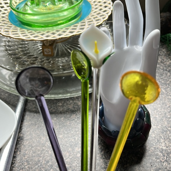 Vintage 4 blown glass drink stirrers - Picture 3 of 4